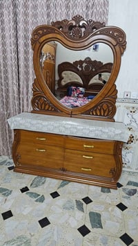 البيع غرفه العنوان العبيدي شارع عشرين 07715099643