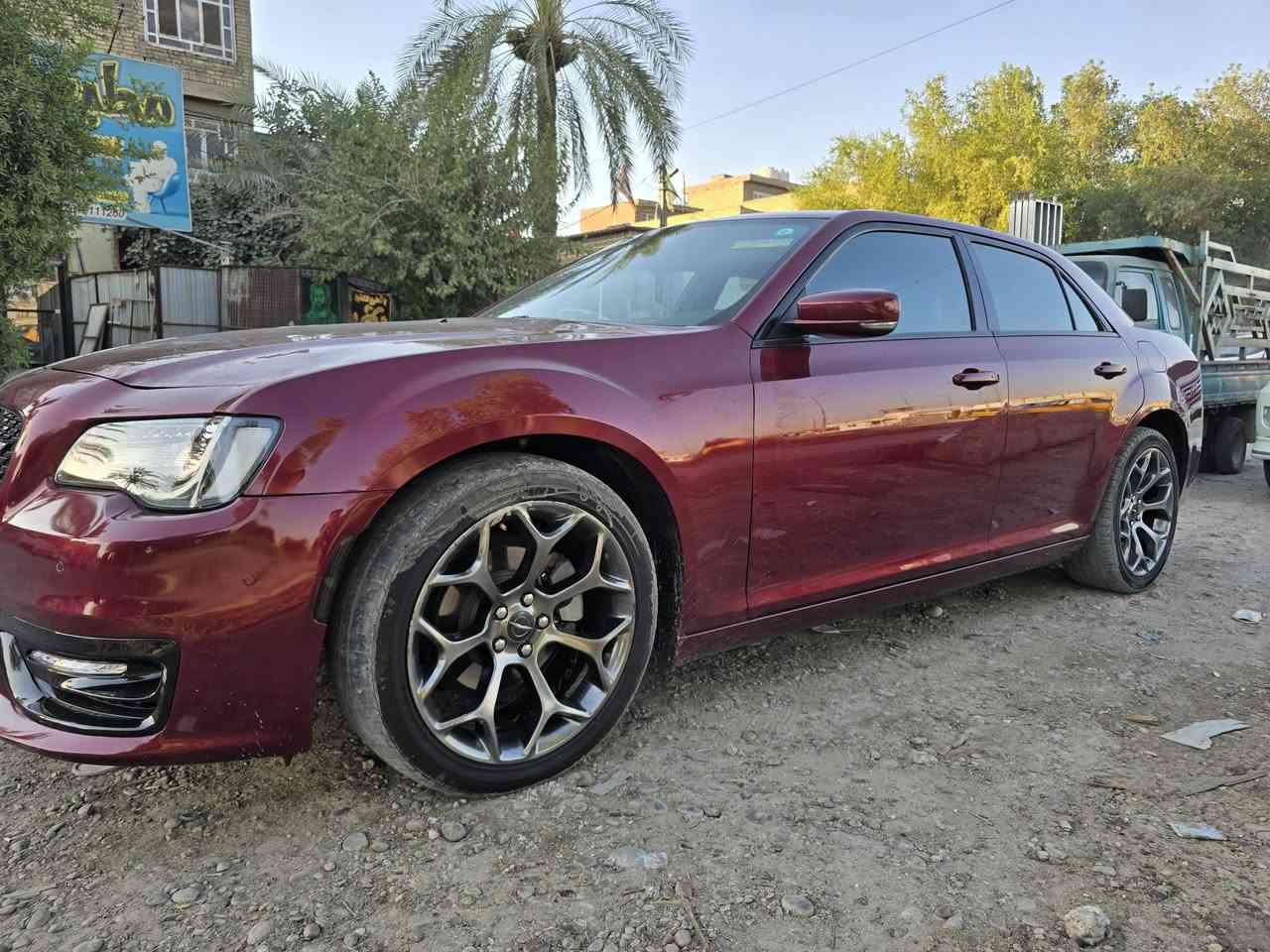 #كرايسلر S 300 #أوباما2022 اصل رقم بغداد باسمي
عداد المسافات52الف ميل حقيقي
المواصفات
بانوراما
مقاعد جلد
محرك 6 3600 سلندر
توويل دفع خلفي اكسل RWD
بصمة تشغيل + ابواب
ويل 20 كبير بلاك
سماعات سستم صوتي Alpine
Alpine دمام صندوك
بك لايت لد LED
لدات نهارية امامية
شاشة كبيرة نافيكيشن
كاميرا خلفية دوارة HD
اندرويد اوتو + كاربلي + GPS + امكانية عرض شاشة الهاتف
تحكمات ستيرن
مثبت سرعة
مقاعد حضن S ختم
مقاعد تحكم كهربائي سائق + راكب
حساس اطارات
حساسات وقوف خلفية
حساسات وقوف امامية
تشغيل عن بعد تبريد 2 قطع
سبايدر خلفي
اشاير بالمري
كشنات هيتر
نقط عمياء
انارة ترحيب
وضعيات قيادة
وباقي المواصفات المعروفة
حادثها جاملغ وبنيد الجاملغ مبدل ومصبوغ والبنيد نفسه راجع 
ايرباك ستيرن ودشبول راجع وكالة 
كير محرك صدر تبريد كله كفاله على وضع الشركة
المكان بغداد الشعلة 
***********

