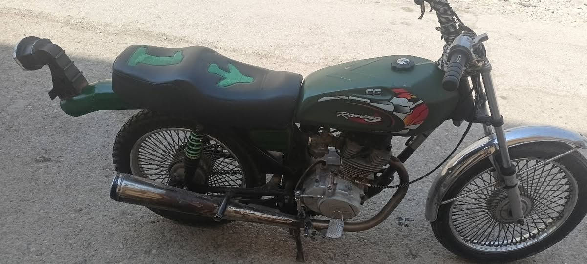 السلام عليكم مطور للبيع 2018نامه كامل ميعوزو كلشي موصل جانب الايمن السعر 350وبي مجال هاذ رقم صاحبو بي واتساب ***********
