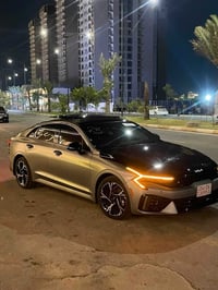 كيا k5 موديل 2025 ماشي 30 ميل حادث بنيد فقط صبغ  موصفات جيت لاين داخل ...
