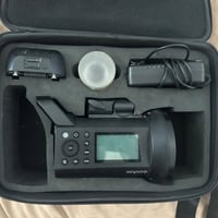 Ad400pro • فلاش • يحتاج بطارية