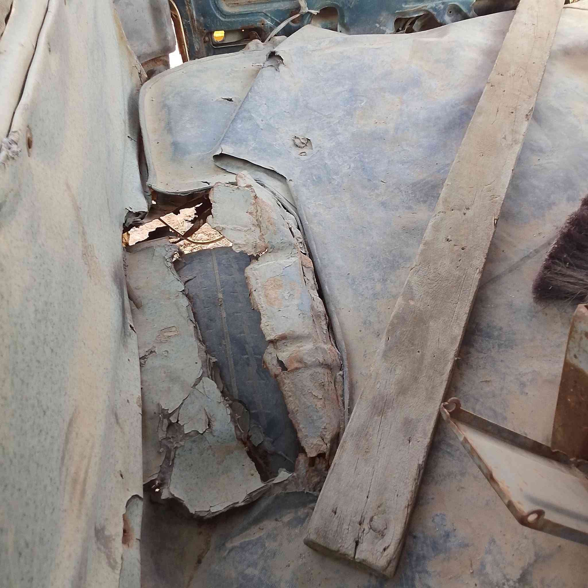 السلام عليكم سياره كيا بسته موديل94 للبيع رقم بغداد كير ومحرك خير من الله شواصيهه انظاف تخم تاير جديد باتري جديد كهرباياتهه كلهه شقاله رادلهه السياره شويه ترتيب السعر 15وبيهه مجال ***********
