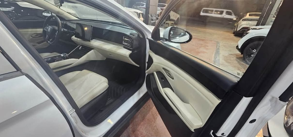 🚘🔥 الجديد وصل إلى صدى الكاظمية!

✨ BYD Qin L  زيرو موديل 2025 – نسخة 13 كامرة ✨

إذا كنت تبحث عن سيارة تجمع بين الفخامة، التكنولوجيا، الراحة والتصميم العصري…
فإن BYD Qin L 2025 تقدم لك تجربة قيادة متكاملة بتجهيزات وتقنيات متطورة. 💎

🛡️ ضمان السيارة: سنتان أو 50,000 كم
@
🏢 متوفرة الآن لدى شركة صدى الكاظمية لتجارة السيارات الحديثة

📞 للاستفسار والحجز:
***********
***********

📍 العنوان: بغداد – الكاظمية – جكوك – قرب مرور الكاظمية

🔥 BYD Qin L 2025
فخامة تُرى… تكنولوجيا تُعاش… وثقة من صدى الكاظمية.
