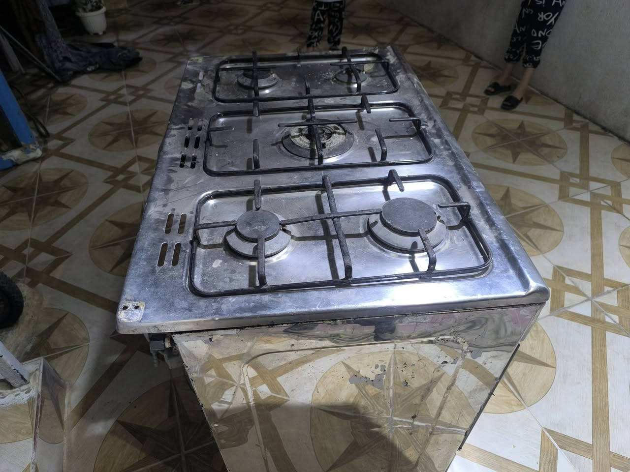 بوفروشتن للبيع ***********
