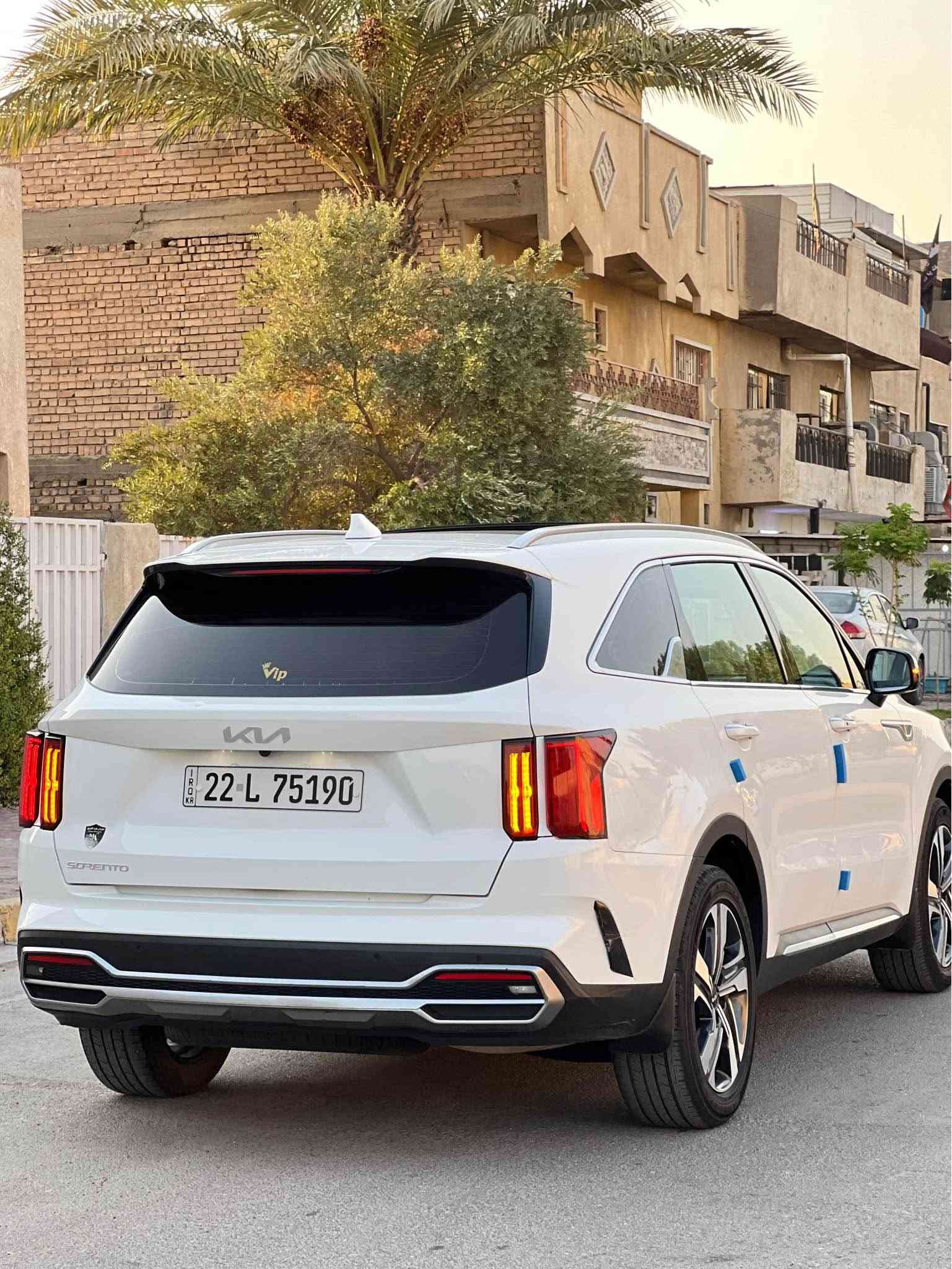 سورنتو  2023 فول مواصفات خليجي 
مكفوله عده بارد صغير بالباب 

محرك 6 سلندر كفاله / 7 راكب 

رقم اربيل  تحويل مباشر
ماشيه 51 كيلو

🔰 مواصفات 
بانوراما 
بصمه تشغيل 
بصمه ابواب
كير ماوس 8 سرعات 
تشغيل عن بعد 
كشنات كهرباء 
جنطه شفط كهرباء 
حساسات اماميه وخلفيه
رادار امامي وخلفي
شاشه كبيره تدعم 
اندريد اوتو و ابل كار بلي
شفتات ستيرن 
سايد بريك بصمه
اشاير مري 
مري شفط
تبريد 3 قطع مناخ منفصل
شاحن واير ليس
نظام نزول منحدرات
بردات خلفيه
وبعد بيه هواي مواصفات

السعر   268وبيه مجال

مكاني بغداد الدوره

رقمي *********** بغداد, العراق
