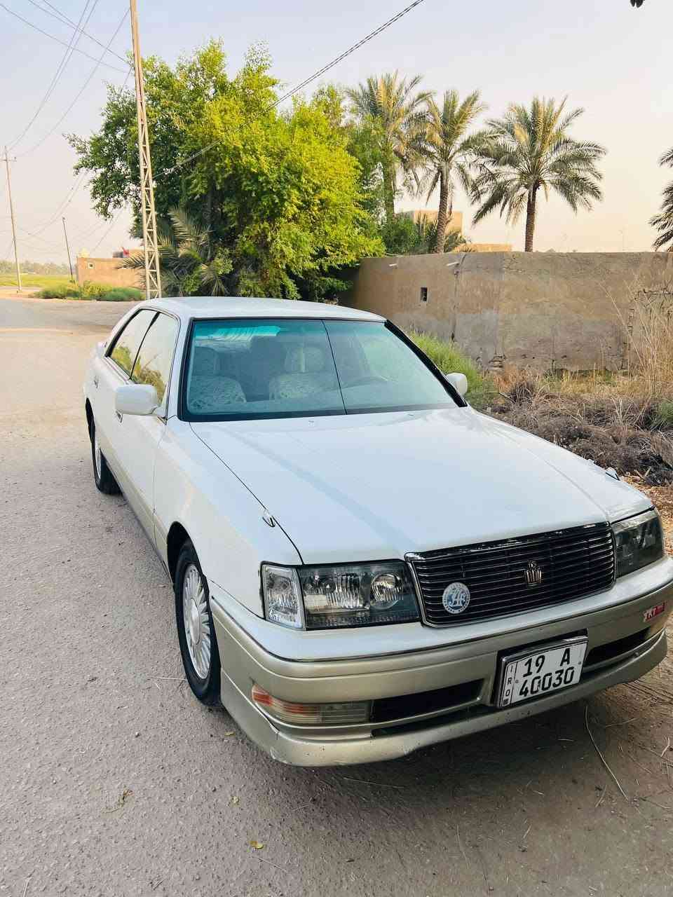 السلام عليكم فلات للبيع موديل 96رقم كربلاء نكليزي مكينه 3000فيشتين كفاله كص ونقل جثه شاصي 55 سنويه لل 28 تبريد امامي خلفي جنجر السياره للبيع او مراوس السعر 85 رقم الهاتف ***********
