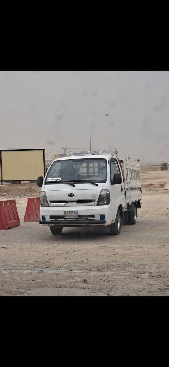 السلام عليكم كيا حمل ٢٠١٥ مكينه وكير واكسن كله جديد مبدلهن حداديه قبل شهر مبدل +باور جديد السياره جاهزه من كل النواحي شاصي مكفول  مكان السياره كربلاء رقم بابل بأسمي مداور ثاني يوم *********** السعر ١٠٥ وبيها مجال قليل
