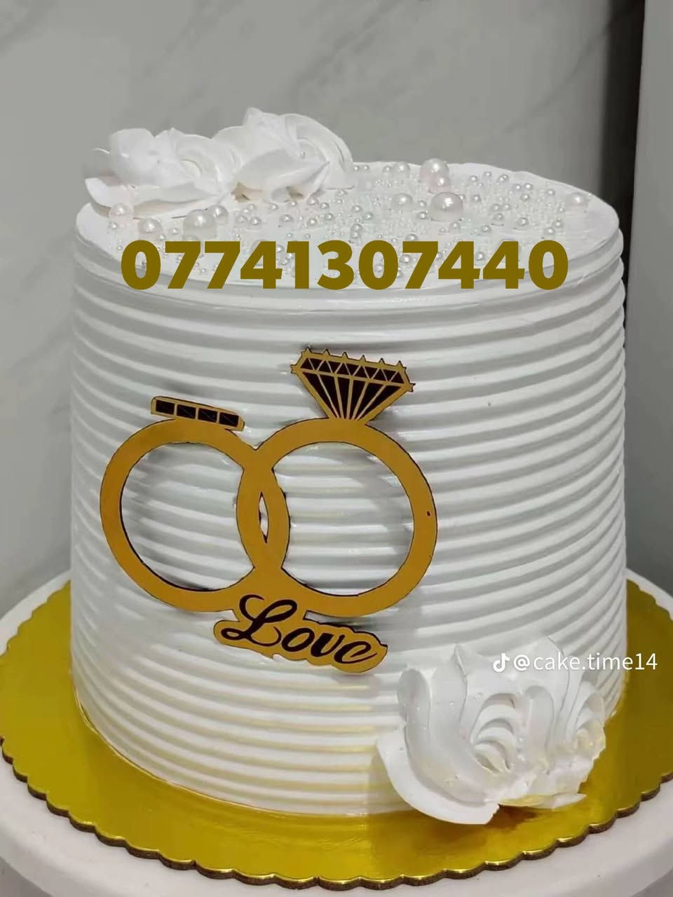 🔥🎂 عرضنا اليوم لا يفوّت 🎂🔥

سيت كامل يتضمن ٣٥ قطعة كيك + قالب كيك ٣ طوابق 😍

💰 السعر ٤٠ ألف فقط
والحشوات على كيفكم 🤤👇🏻
🍫 نوتيلا
🍯 توفي
🍓 فراولة
🥛 نستله
🍫 حبيبات كاكاو

كيك لذيذ وحشواته دسمـة ومرتبة 😋❤️
✨ ٣ طوابق بسعر ٤٠ ألف! ✨

📲 للحجز والاستفسار واتساب: ***********
📍 العنوان: شعلة الغزالية

اللهم صلِّ على محمد وآل محمد
كيك معجنات الغزاليه
@إشارة
