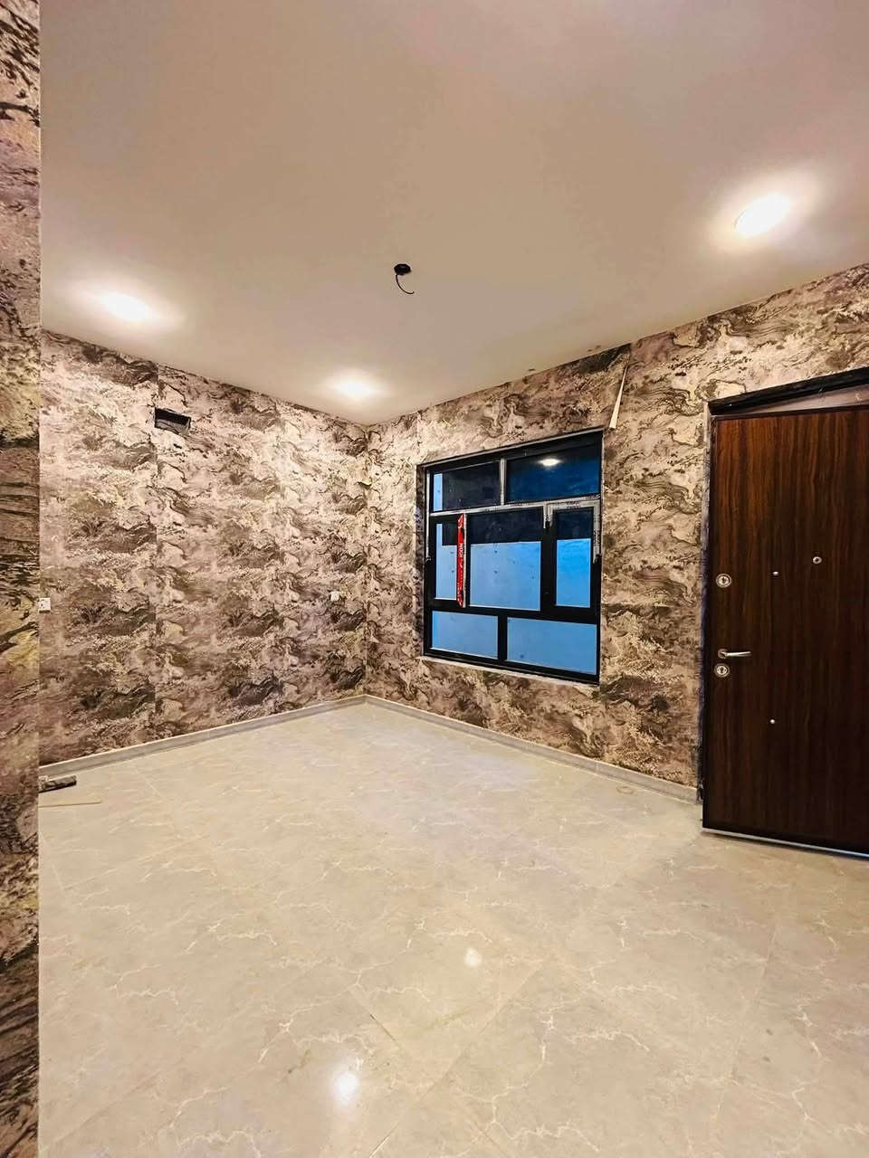 السلام عليكم
دار50متر للايجار 🏠

يحتوي على[ 2غرف نوم -استقبال -مع الخدمات ]

⬅️العنوان #بغداد_الدوره_مدخل البوعيثه 

🔴للاستفسار  خاص او الاتصال ع  الرقم

 

☎️***********

☎️***********
