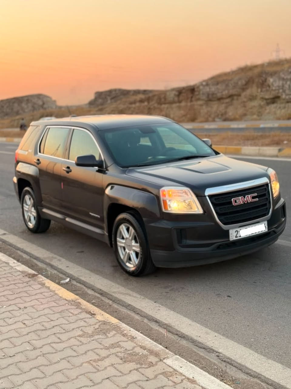 GMC terrain 2016 
سيارة بدون صبغ
بيها ٤ مكان تعديل 
 كير محرك كهربائي بشرط 
مكاني كركوك او سليمانية 
سعر 107$ مجال بسيط 
***********
