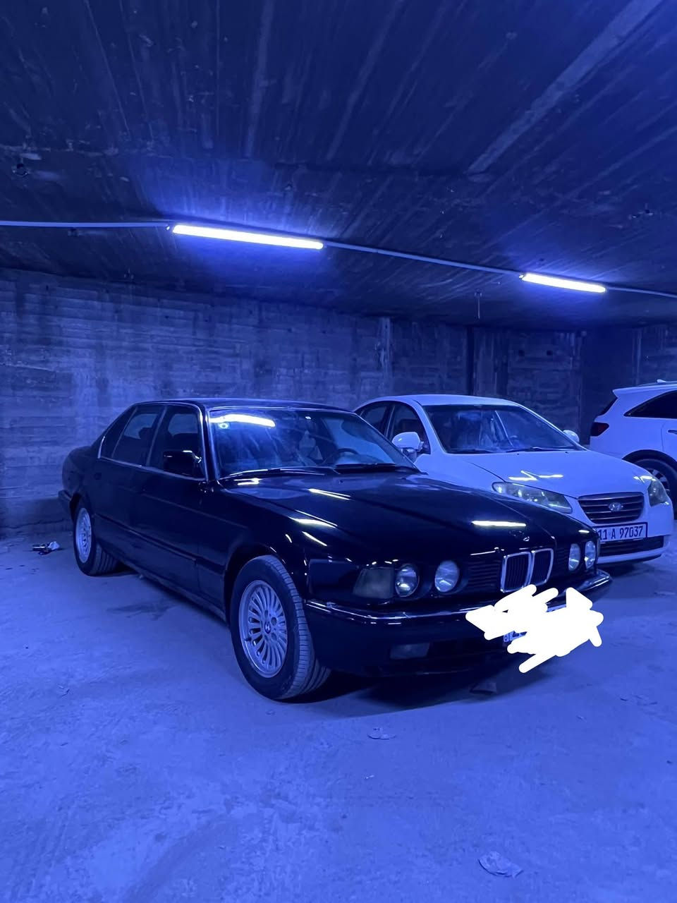 🚗 للبيع BMW موديل 1991
▫️ الحجم: 735
▫️ تبريد شغال ❄️
▫️ الماكينة مفتوحة
▫️ صبغ الجمالية بيها
▫️ تخم تاير
▫️ السيارة كاملة من كلشي
▫️ السعر: 45 ورقة وقابل للتفاوض 💵
▫️ العنوان: بغداد 📍
📞 ***********

الجادين فقط 🌹
