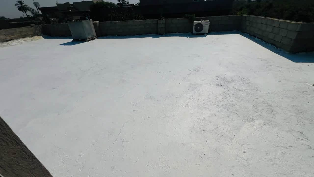 السلام عليكم

🏠 تعاني من الرطوبة والتسربات؟ خلّي الحل علينا! 💧

نوفر لكم أعمال مادة مانع الرطوبة والعزل بأيدي كادر متخصص وعمال مع الحرص على جودة العمل والدقة بالتنفيذ. 💪

✅ عزل الأسطح والجدران

✅ معالجة الرطوبة والتسربات

✅ استخدام مواد عزل بجودة عالية

✅ كادر وعمال متخصصين

✅ تنفيذ مرتب واحترافي

✅ أسعار مناسبة وخدمة مضمونة بإذن الله

🔨 شغلنا أمانة، والجودة عنواننا، ورضا الزبون هدفنا.

📞 للاستفسار والتواصل:

***********

📍 للحجز أو طلب الكشف، اتصلوا بنا الآن.

نص مكتوب في الصور:
- بيتك أمان .. من الرطوبة أعمال مادة مانع الرطوبة عزل أسطح وجدران مع كادر متخصص وعمال ذوي خبرة لضمان أفضل جودة وتنفيذ دقيق. ما هي مادة مانع الرطوبة؟ هي مادة عزل مائي عالية الجودة، تستخدم لمنع تسرب المياه والرطوبة من الأسطح والجدران، وتشكل طبقة عازلة قوية تحمي المبنى من الأمطار والرطوبة وتطيل عمره الافتراضي. مادة عازلة بيضاء عالية الجودة مميزات المادة عزل مائي قوي 100%. مقاومة عالية للأمطار والرطوبة تتحمل درجات الحرارة المختلفة تمنع التشققات وتسرب المياه تزيد من عمر المبنى تلتصق بجميع الأسطح (خرسانة، بلاط، حديد) لونها أبيض يعكس حرارة الشمس لون أبيض يعكس حرارة الشمس شغلنا أمانة .. وجودتنا تهمنا كادرنا وعمالنا خبرة في المجال التزام بالمواعيد دقة في التنفيذ أسعار مناسبة وخدمة مضمونة قبل بعد للاستفسار والحجز اتصل الآن *********** العزل اليوم .. راحة غداً تحمي بيتك .. وتريح بالك
