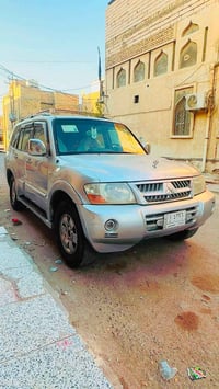 باجيرو ٢٠٠٦ مكينه وكير جدد حداديه ٩٠٪؜ تخم تاير جديد تبريد سنويه جديده...