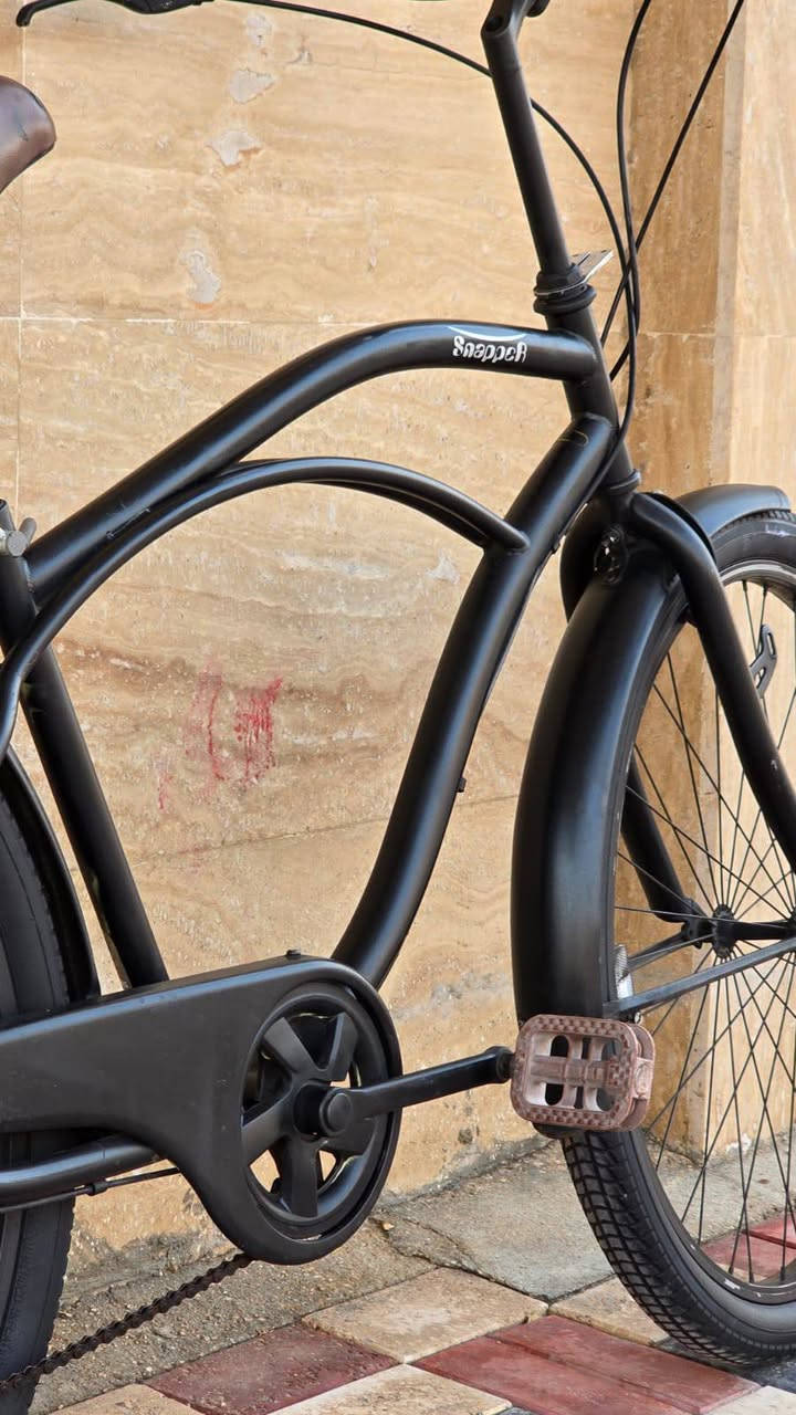 السلام عليكم ورحمة الله وبركاته 🌹
🚲 دراجة هوائية للبيع – كلاسك وأوزان ثقيلة 💪  باله اصلي شرط الضمان الفحص والنضافه 
🔹 الحجم: 26 🔹 تتحمل الأوزان الثقيلة 🔹 تاير عريض 🔹 تايرات كتان 🔹 سلاسة عالية بالمشي 🚲 🔹 وضع شركة 🔹 النظافة:  90–95% 🔹 اللون: أسود مطفي 🖤 🔹
 مقعد طبي اصلي ضخمة جداً 🔹 تصعد حد أقصى لطول 190 سم
📍 العنوان: كربلاء – طويريج 🚚 تتوفر خدمة توصيل لجميع محافظات العراق 🇮🇶 📞 للاستفسار أكثر: خاص أو على الرقم ***********
