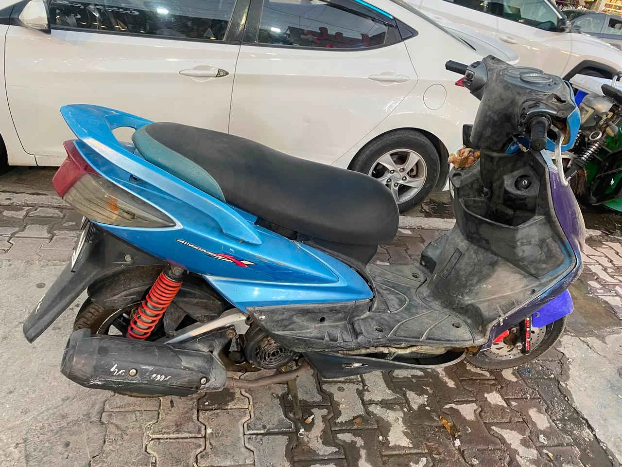 سكنس فحل للبيع نظيفة قفل 450 الف
***********
