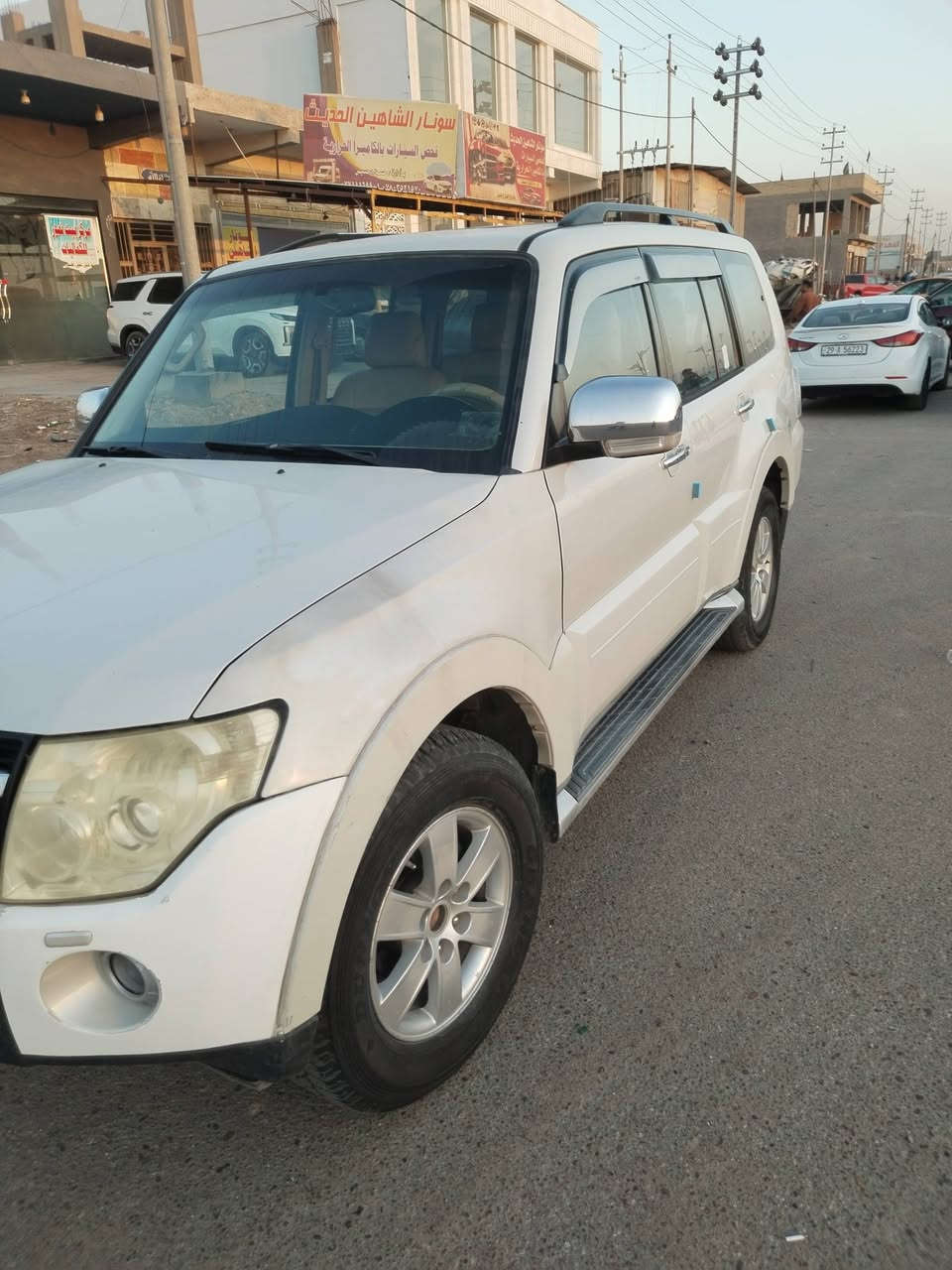 السلام عليكم للبيع باجيرو ٢٠٠٨ حبتور فول مواصفات بيها قطعتين صبغ بدون حادث رقم كربلاء مكاني واسط صويره معروضه ٩٧ للاستفسار ***********
