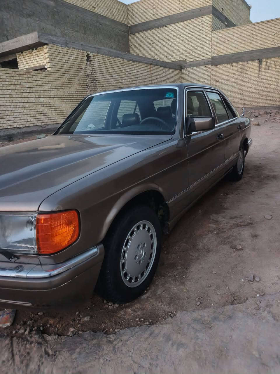 السلام عليكم
مارسيدس جامبو مديل 89 سياره ابلاديه 

مكينه عنكبوت قبق اسود قواعد دبلات بلاديه 

سياره مكفوله من ضربه القويه  فقط صبغ عام للجماليه 

كهربائيات كلها شغاله تبيرد شغل ثلج رقم  بغداد دوالي  مشرع وطني 

مداور ثاني يوم. مكان سياره نجف كوفه جسر الامام علي .  تصال بل رقم  *********** وتساب 

غير متواجد عل فيس
