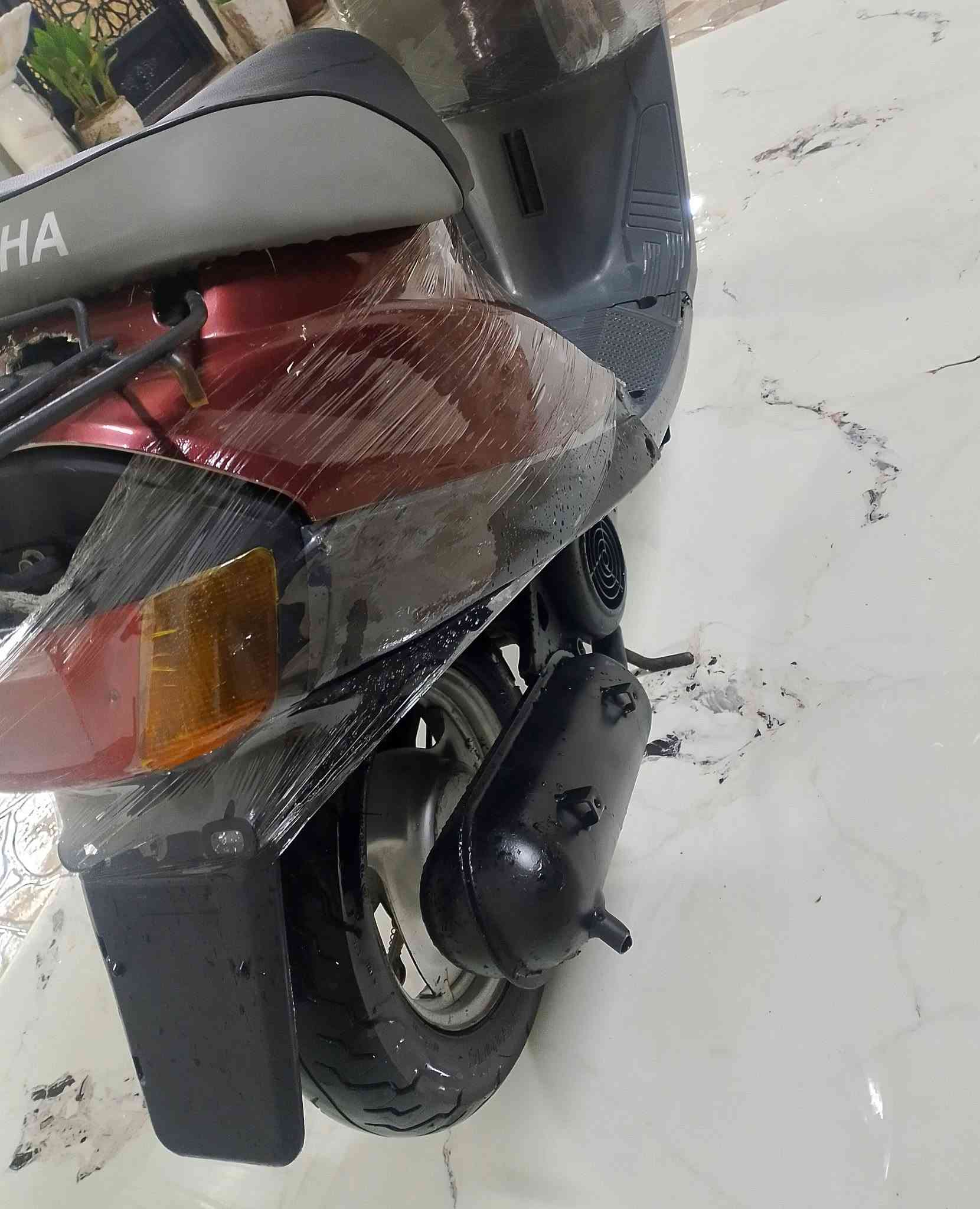 السلام عليكم، هذه الدراجة للبيع
النوع: ياماها (Yamaha))

المحرك: ما مفتوح وبدون أي مشاك

الكهربائيات: كلها شغالة ونظيفة

العدادات:شغال(عدادالسرع البنزين)

المكابح (البريك): يقف بمكانه، بدون أي عيب 

الفطر (الشرائح/الكفرات): ما مكسور 

وجاهز بلاديالإطارات (التواير): جديدة

السعر: 350 ألف بی مجال

رقم :***********
