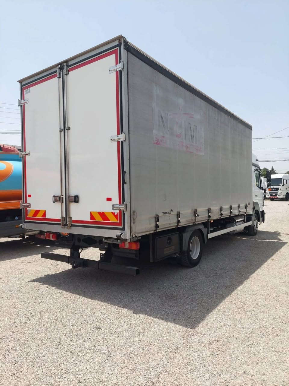 🏁مـاشـاءالله تـبـارك الله 🏁
معرض بابل+ سليمانية📍
عدد (2)سيارة🚚🚚
موديل(2016+2018)
حجم  (818)🇩🇪🇩🇪
مواصفات (فول-فول)
سيارة (مكفول كفالة عامة)
متر.(6.20)+رتفاع(260)
مكينة (4 سلندر +6 برغي)
تخوم تايرة جديدة
مكان  (سليمانية)
 السعر (👍)

***********

واتساب 

***********

