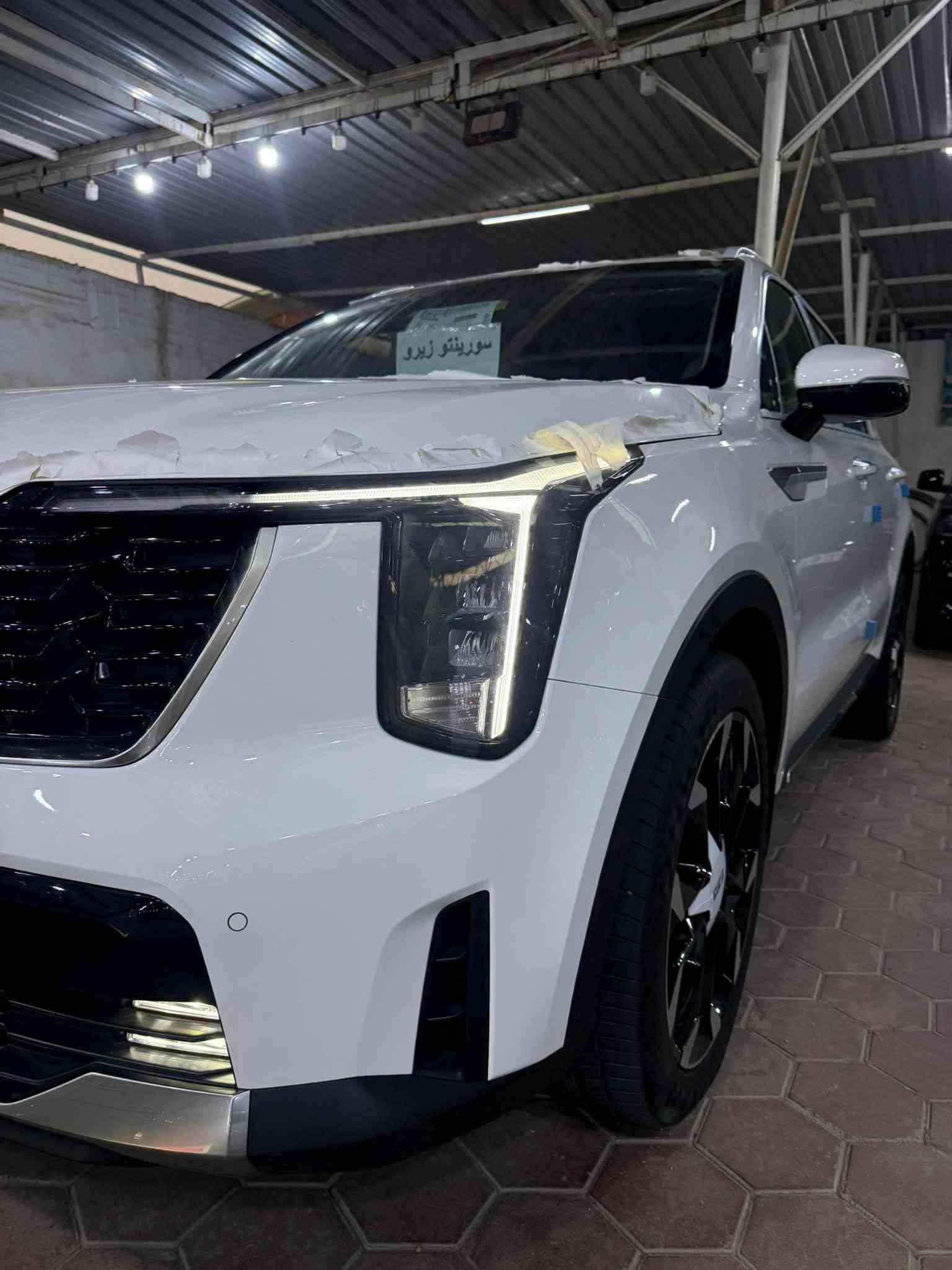 السلام عليكم سورنتو موديل ٢٥جديده  جدا على وضع 

الشركة ماشيه ٣ الف      شرط زيرو ٦ سلندر كير ماوس 

سايد بريك      بصمة هوتوهولد مانع         انزلاق كراسي 

كهربائي ان الضمان جنطه كهربائيه دبل حساس تحويل 

وكاله الي تحب مكان         السيارة نجف السعر ٣١٠ قفل 

استفسار ***********
