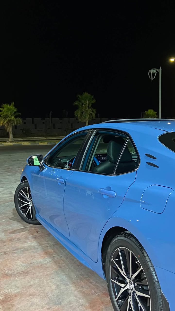 وحش اليابان 🎌
.
Toyota Camry 2023 
.
وارد أمريكي السيارة بحالة الوكالة ✅
.
ممشاة السيارة : 78 الف كيلو متر 
.
رقم أربيل ب اسمي 
.
4T1S11AK9PU155561
.
مواصفات السيارة : Se plus 
كامرة خلفية . مستشعر وقوف . فتحة سقف . بصمه . مسند الذراع . مثبت السرعه . مرايا جانبية كهربائية .نوافذ كهربائية . شاشة . نظام المفتاح الذكي . تحكم تلقائي في درجة الحرارة . مقاعد كهربائية. 8 وسادة هوائية . مصابيح زينون امامية . شاحن لاسلكي . كاربلاي . تبريد خلفي . تحذير من الاصطدام . ABS . وغيرها من مواصفات ماتخلص 
.
اخواني السيارة جديدة ونظيفه بس تريد خيال وجمالها ب الواقع احلى من الصور 🔵 . 
.
الرقم للاستفسار اكثر : 
782 844 6084

