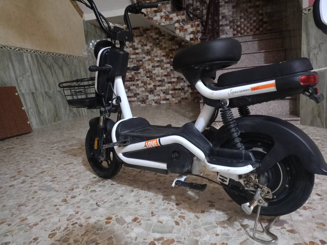 دراجة شحن للبيع المكان سماوة المواصفات فول السعر 250 وبيهة مجال لطيبين اذاة تكدرون راسلونة على هذة الرقم ***********
