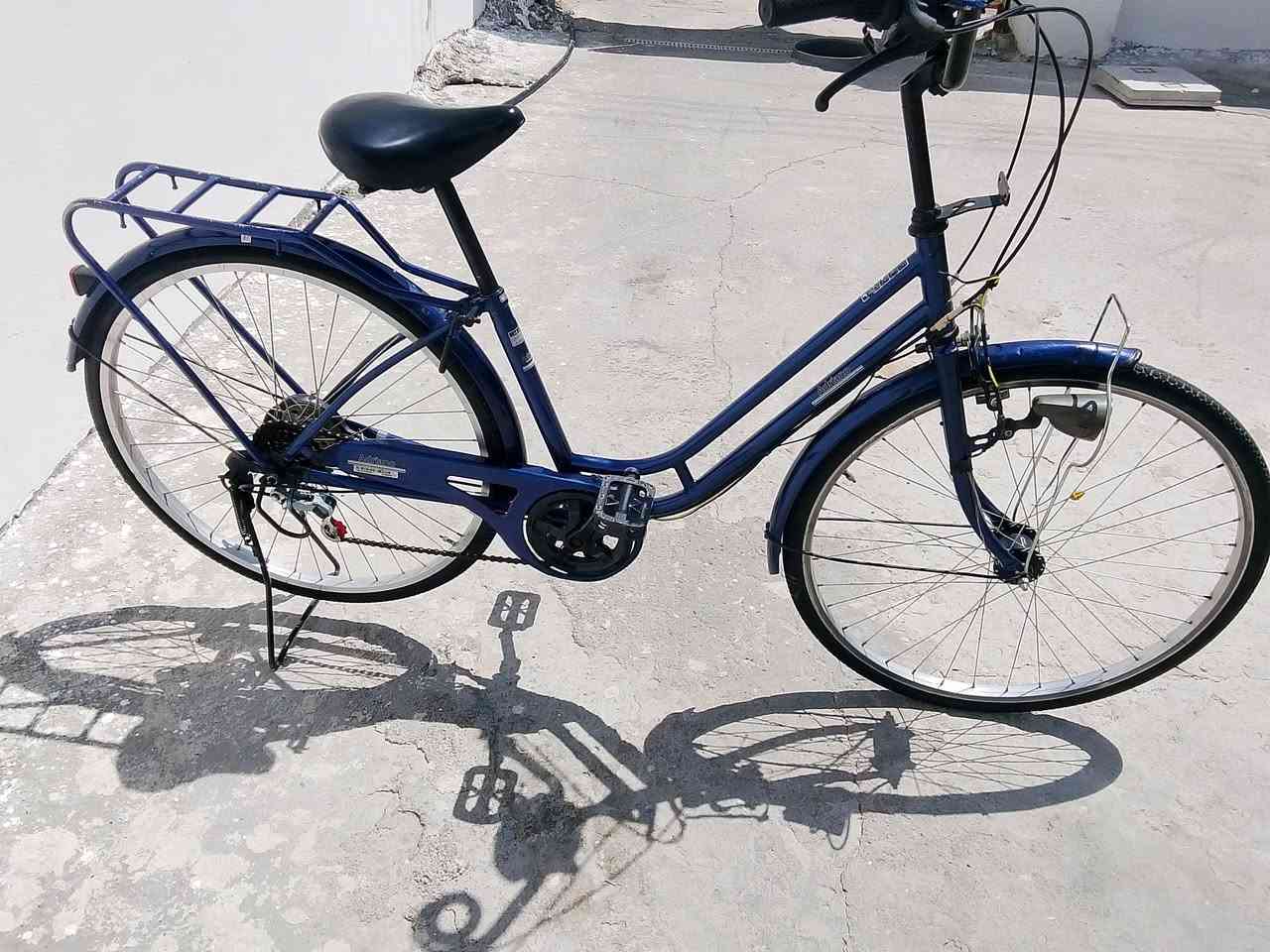 ***********
