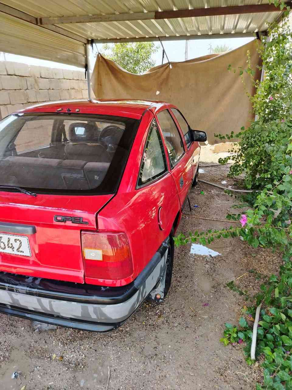 السلام عليكم
بلاديه سياره لا صبغ ولا ضربه بيه طخه بلجاملق الخلفي وصبغته كير مكينه تخم تاير باتري كلها جديد 
رقم بابل انكليزي باسمي تحويل مباشر 
مكاني بابل مشروع المسيب سعرها 30 وبيها مجال 
***********
