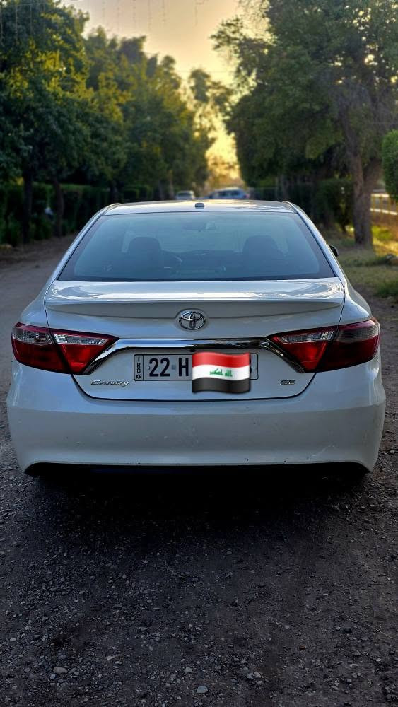 🚘 للبيع | Toyota Camry 2017 | فول مواصفات 🚘🤍137 ━━━━━━━━━━━━━━━━
🔹 الموديل: 2017 
🔹 اللون: أبيض لؤلؤي
🔹 الفئة: فول مواصفات 
🌟  رقم اربيل دولي تحويل ثاني يوم
✅مكينة 2500
✨ المواصفات:
 ✔️ فتحة سقف
✔️ تشغيل بصمة 
✔️ شاشة كبيره
✔️ كاميرا خلفية
✔️تحمكات جهتين
✔️تبريد ثلج
✔️ داخل نظيفة جداً
✔️ محرك وكير وشاصي بحالة ممتازة
✔️ استخدام شخصي 
✔️ البنيد صبغ (وبيها مكانات كلير فقط )
💎 السيارة جاهزة للاستخدام ولا تحتاج أي مصروف
🔍 الفحص بأي مكان  
━━━━━━━━━━━━━━━━━━
📍 الموقع: بعقوبه
📞 *********** واتس
      ***********
 ━━━━━━━━━━━━━━━━━━
💰 السعر:137
🌟  🌟 بعقوبة, ديالى
