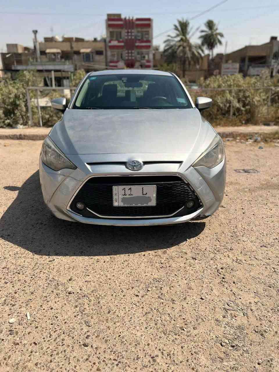 السلام وعليكم تيوتا يارس 2019 وار امريكي
حادثها كلش خفيف مرفق بالمنشور قطعتين صبغ فقط كير محرك مكفولات لغد شاصي هم مكفولات 
السيارة بسمي رقم جديد سنوية جديدة هزة جديدة مواصفاتها فول الفول من عدة الفتحة رادار امامي 
تحكم ستيرن جهتين 
شاشة كامرة خلفية
نضام سبورت 
بصمة تشغيل 
مثبت سرعة
ويل كب كروم 
اشاير مري 
وبعد بيها مواصفات ماشية 84ميل
تبريد + تدفئة صدر امامي خلفي نضيف 
سيارة جديدة استعمال شخصي مكاني بغداد 
السعر 95 وبيها مجال ان شاء الله للاستفسار ***********
