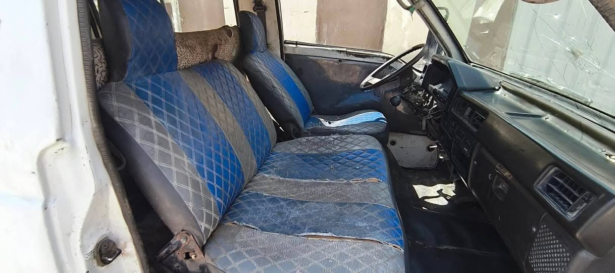 مسبوشي لبيع مكينة وكير استوني شادهن حدادية ورة وكدام مسويهة تخم تاير جديد ١٤راكب بديهة حلو دواخلهة عوزهة بس تغليف رقم الماني ١٥وبيهة مجال بصيط رقم *********** مكان نجف
