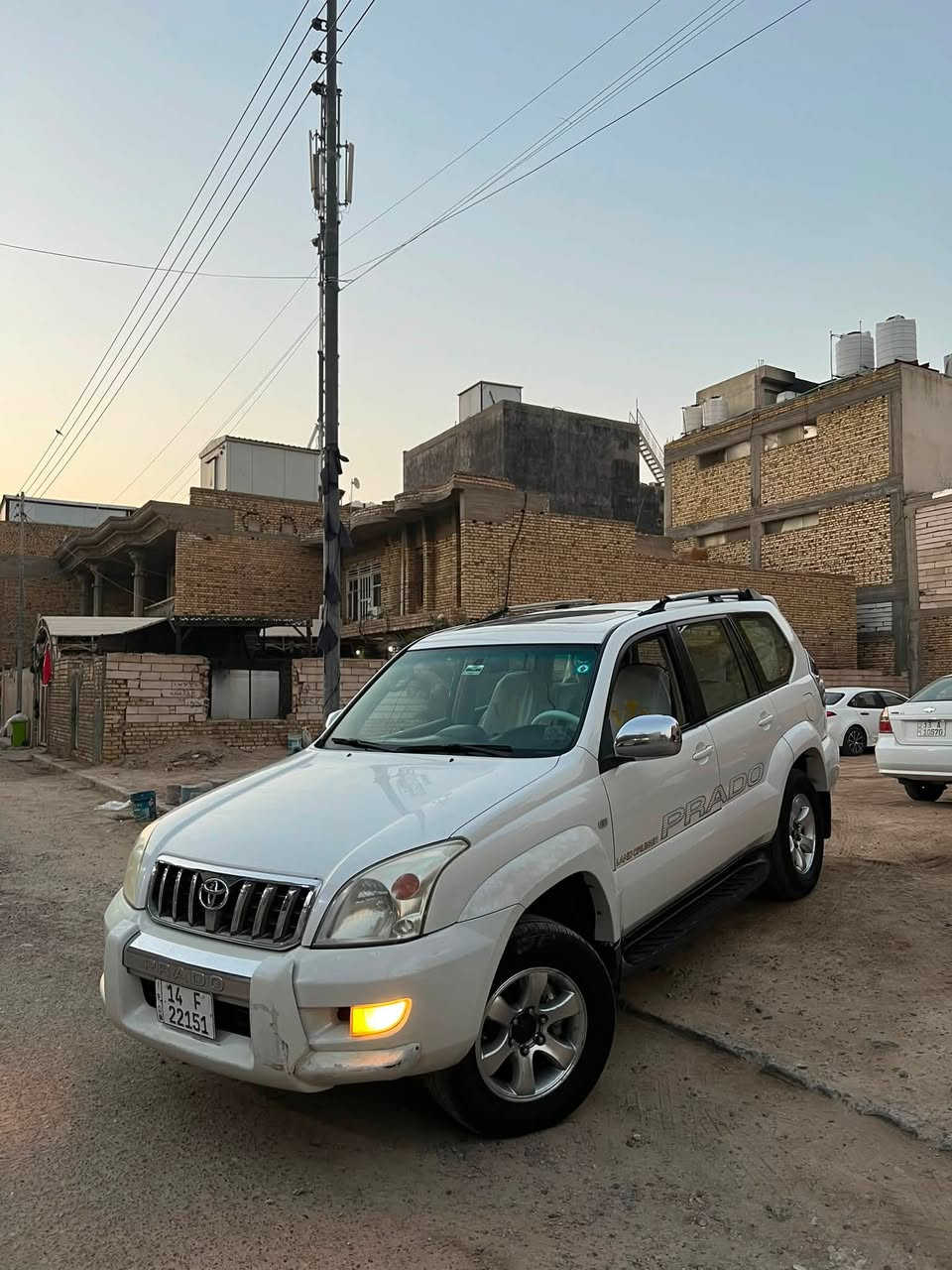 سلام عليكم مرخصت الادمن المحترم
لاندكروز برادو 2005 فئة VX فول مواصفات كشنات جلد وكهرباء 

وتدفئة بالكشنات  

و المحرك 6 سلندر 4000 

و امجفت تجفيت ممتاز جدا جدا

وبيه بارد اباب الصندوق 

و السياره حلوه ونضيفه 

وتخم تاير جديد 

وحداديه جديده 

ودبلات امامي خلفي جديد

ادامه كامله الله شاهد للسياره

ومكان السياره ميسان العماره 

والسعر راسلني او اتصل و بخدمتك  ***********
