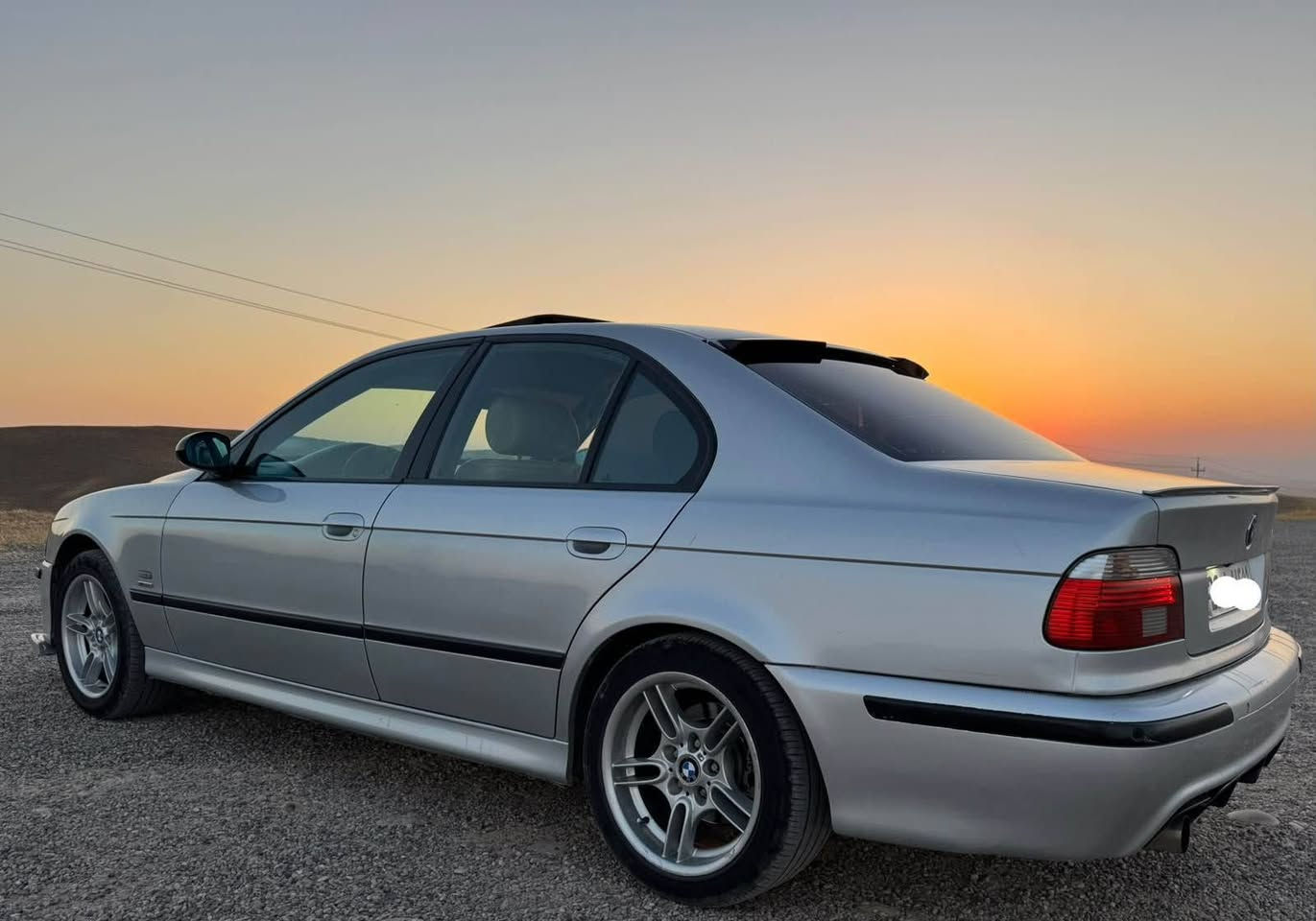 BMW 2001 
حجم 530i ما مفتوح
فوول فوول مواصفات واحد علی واحد 
کامل M 
فتحة سلاید 
شاشة بلادي کاربلي
کامیرا 
حساس خلفي و امامي 
شاشة بلوتوث 
سي دي بوکس 
تلفون بلادي
کشنات كهرباء  
کشن تدفئة 
کشن خزن میموري 
لایتات و بک لایتات بلادیات 
ویل 2 سایر 
تایرات جدید اصلي 
مرایات M
هواي مواصفات …….
سیارة باسمي رقم وسنویة و هزة جدید 
صدر و حدادیة جدید 
سیارة دخول جدید مرقم رقم اربیل دولي 
کهرباء و صدر و تحویل کلە بشرط دینار مابي مصرف 
رجااااااءءءااااا الي ما یشتري لا یکتب تعلیق ولايراسل
*********** اتصال ، واتس آب اكر, نينوى
