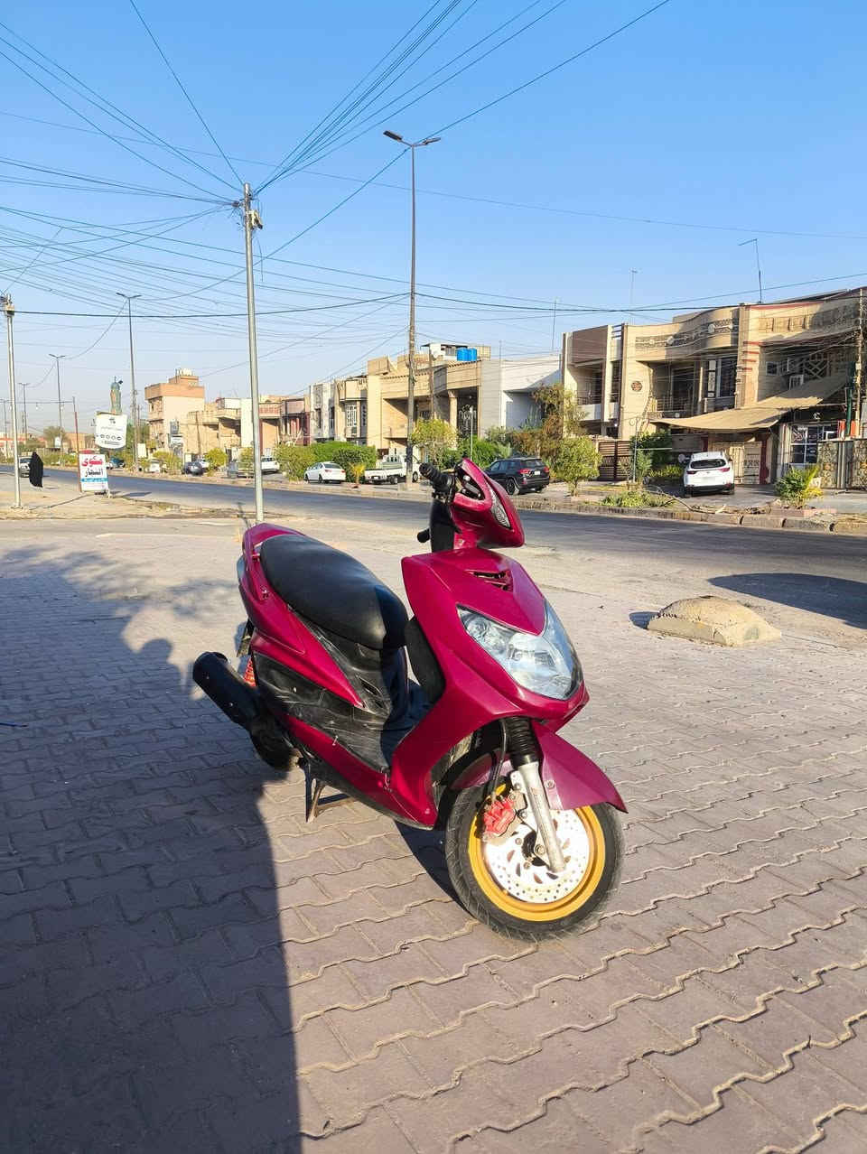 سكنس فحل نوزل كامله مكمله سعرهه ٦٠٠ مابيهه نقص فقط دهن للبريك الامامي الدراجه خير من الله شلعه ومعدل بيهه كلج امامي رياضي ويدات بريك رياضيات الكفرات مصبوغه وبولشتهن الاشاير لدات الكهربائيات كلهه شغاله دشبول شغال الدراجه متعوب عليهه ونضيفه  مكانهه بغداد الشعب حي التجار متوفر فقط واتساب ***********
