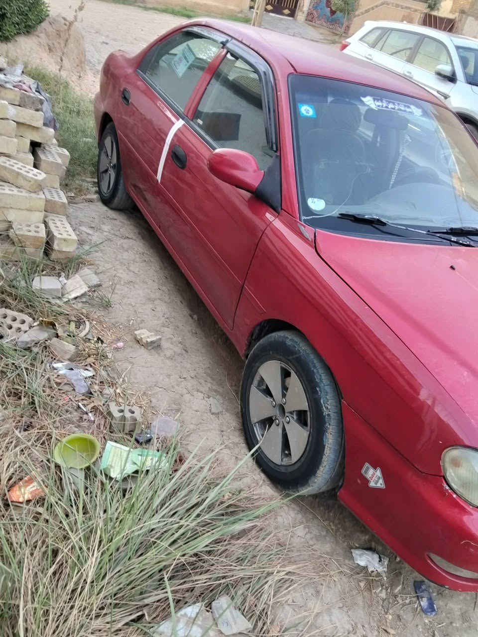 السلام عليكم كيا سيفيا موديل 2000 للبيع 
تخم تاير كهربائيات كلها شغاله مكفوله من الضربه والكص 
نقصها فقط كمبريسر تبريد ..وتبريدها مشحون غاز بس الكمبريسر بس صوت رقم بغداد تحويل مباشر 
السعر 38وبيه مجال مكان السياره بغداد
***********
