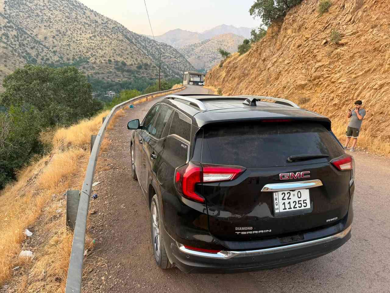 سلام عليكم

الحلال للبيع

GMC-Terrain

موديل2022 وارد امريكي

SLT 
Daimond

بلاك توب

سياره فول فول مواصفات مع الفتحة

ممشى السياره : ٥٥ الف كيلو مو ميل

مواصفات السياره :

رادار امامي 

حساس خلفي

كامره خلفيه

شاشة كبيرة كار بلي

تحكمات ستيرن كامله

نضام نزول منحدرات وجليد

تحديد مسار كشنات مخمل اسود

سياره بصمة ابواب وتشغيل

جنطة كهرباء

تشغيل عن بعد

مكينه وكير كفاله تامه 

ادامه كامله على ايدي 

سياره داخله للعراق العام على ايدي 

سنويه جديده  وباسمي واني سجلت عند دخول العراق رقم اربيل الجديد..

حادث السياره : الصدر والخلفي كبس والصبغ عام والحادث بدون دواخل 

ورقم الشاسصي موجود صور الحادث 

مكينة سياره 1500تيربو مكينه التيران معروفة

السعر:  ١٣٥ 

الرقم:***********

