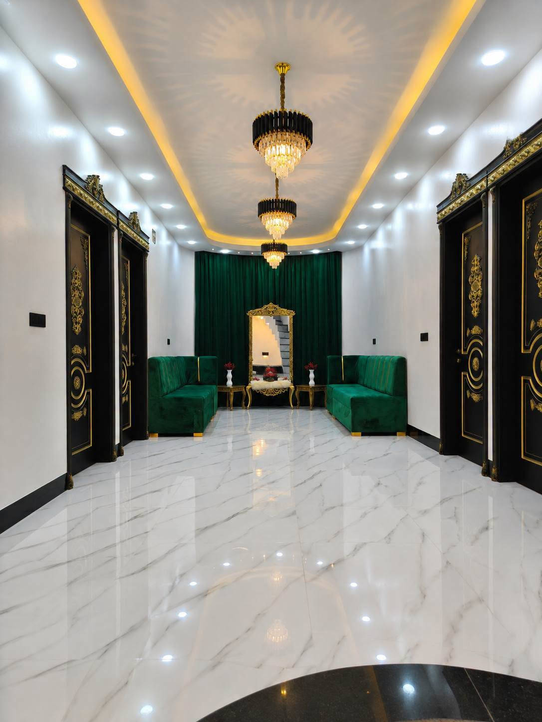بيت للبيع  حي الوليد 🏡 مقابل الميثاق
دار بمساحة مناسبة وتوزيع عملي، طابقين ونص ، وتفاصيل تخدم العائلة الباحثة عن بيت مرتب بمساحات مريحة.

📍 الموقع: حي الوليد 

📐 المساحة: 150 م²  

📏 الواجهة: 10 متر ❌ 15 متر + فضله

🏠 عدد الطوابق: طابقين ونص 

━━━━━━━━━━━━━━

تفاصيل الدار

🔻 الطابق الأول:

▪️ كراج

▪️ مطبخ حار

▪️ مطبخ بارد

▪️ صحيات داخلية

▪️ هول

▪️ استقبال

▪️ غرفة نوم 1

🔻 الطابق الثاني:

▪️ غرف نوم عدد 3

▪️ هول داخلي

▪️ صحيات

🔺 الطابق الثالث :

▪️غرفة نوم 1 

الدار يباع مع الاثاث بالكامل كما موضح بالتصوير 
نضام سبالت 
نضام دكتات 
نضام كاميرات 

  سبالت عدد 4 / مبردة عدد 2 مركزية / ثريات / سطح بورسلين بالكامل / غرف نوم / مطبخ / طخم عدد 3 …

━━━━━━━━━━━━━

📲 للتواصل:

▪️ ***********

▪️ ***********
