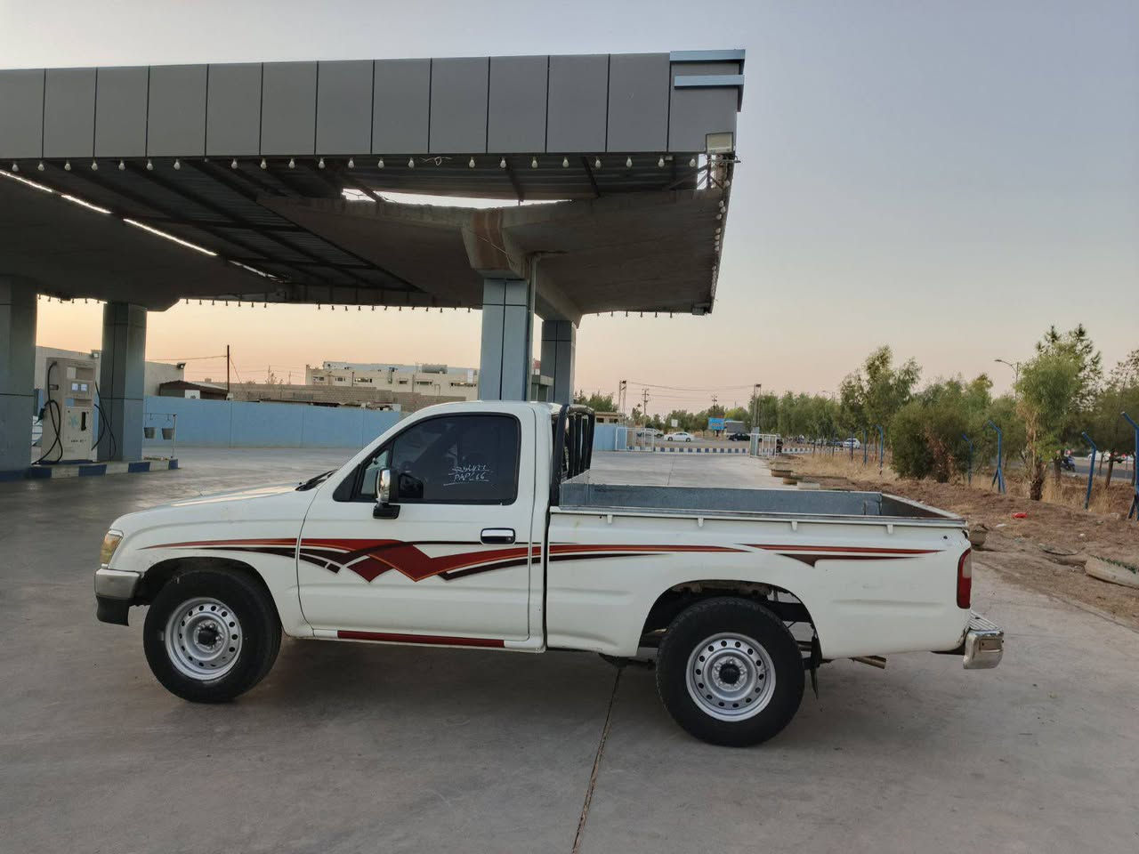 تويتا يابني ئا سل مؤديل2002مه كينه سپي
گير مه كينه به شرت ئا كسل به شرت 
 ناوسو  ده بل گيج  سه نه واي ئاوليت به شرت
نرخ 42ماعامه له ***********ئاسيا, ***********ناو نيشان جمجمال
