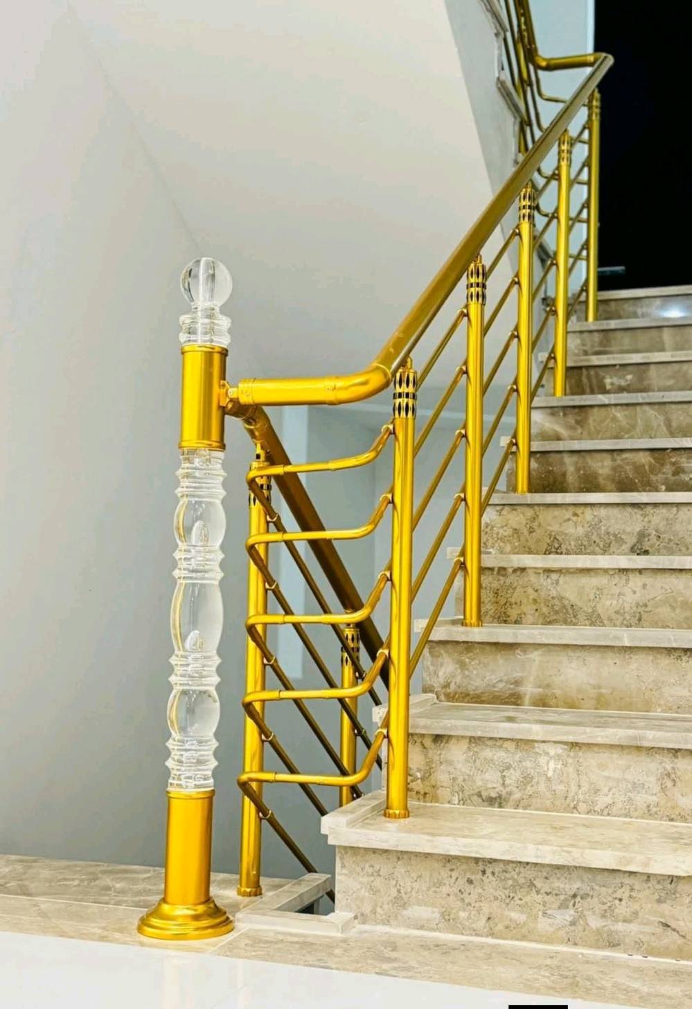 شغل درجة أولة شـركـة امـبـايـر اللامـنـيـوم والـزجـاج 
الاستفسار واتساب 
***********
