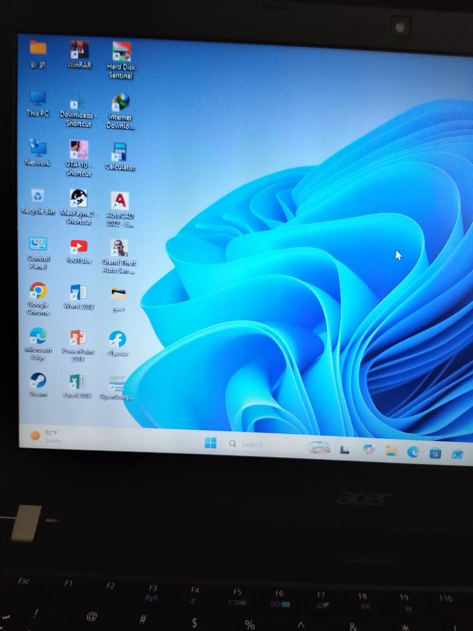 ايسر TravelMate • i5 الجيل السادس • رام ٨ ٢٥٦SSD