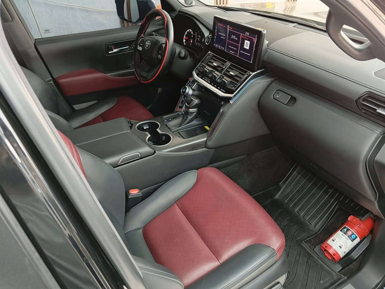 لاندكروز VXR • موديل ٢٠٢٤ • ماشي ٢٦ الف