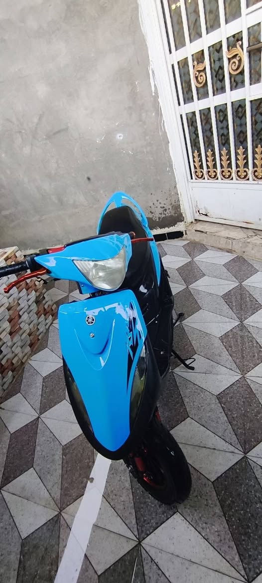 السلام عليكم دراجه ماكس عدله للبيع مكينه جديده ما مفتوحه   كهربائيات شغاله صالنصه  رياضيه  بس السلف عطلان كلشي شغال هندر واحد السعر 850 الرقم ***********

