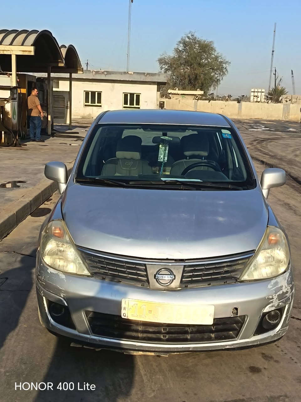 السلام عليكم ورحمة الله وبركاته
لبيع نيسا فيرسا 2007 سلفر
كير مكينه تبريد خير من الله
داخله جديد ونضيف
سعره 65 ورقه
***********
