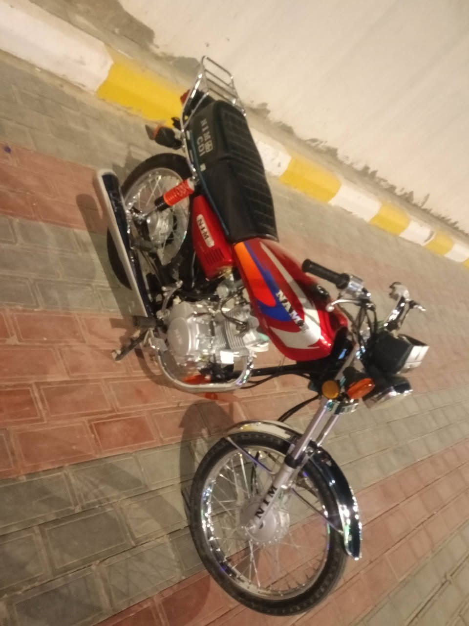 سلام عليكم دراجه نامه امتياز للبيع موديل 2027السعر775مكان كربلاء الحر رقمي***********
