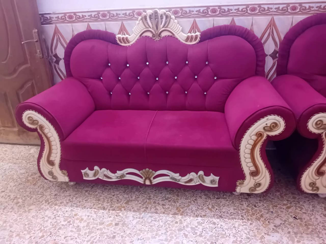 تخم مستخدم  ١٠مقاعدللبيع السعر ٥٠٠ وبي مجال الاتصال على هذا الرقم ***********
