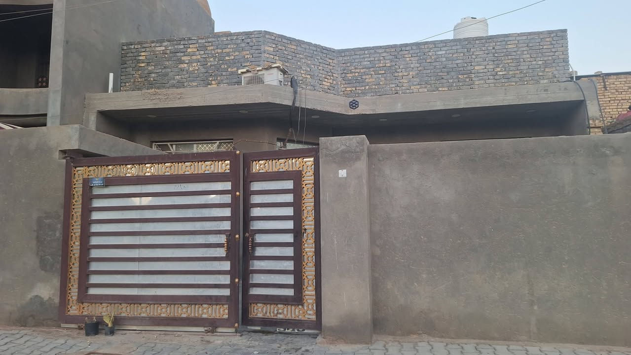 بيت للبيع خاجيه شارع المجلس البلدي بال 700 اني صاحب البيت 200 متر نفس الشارع المجلس البلدي موبالفرع
للستفسار اتصل ***********
