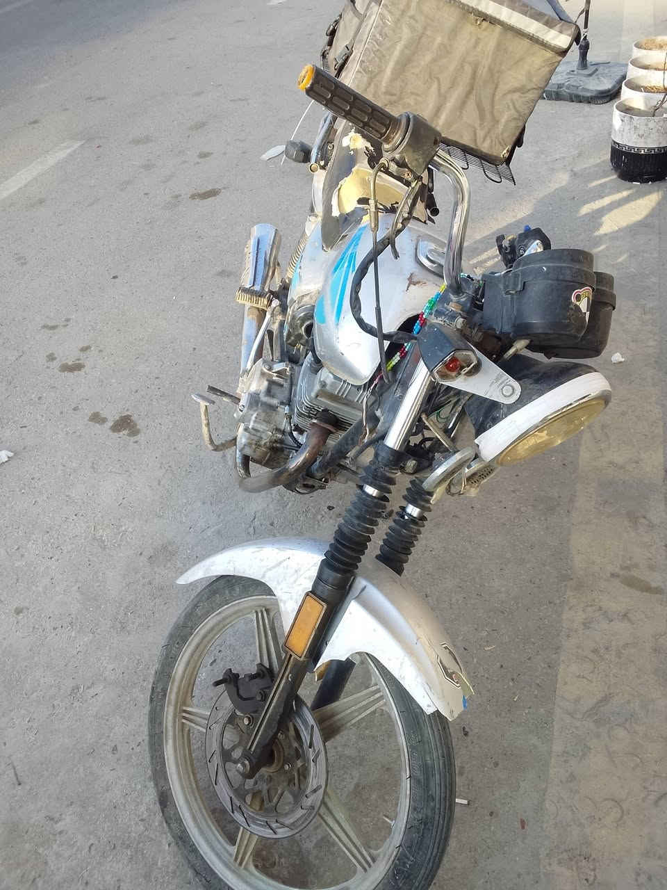 دايون عضم كلك مكفوله سعره 450وبيه مجال للطيبين مكان كربلاء الحسينيه كهربايات شغاله مكينه حلوه بيه خيط بخار هاذه رقم ***********
