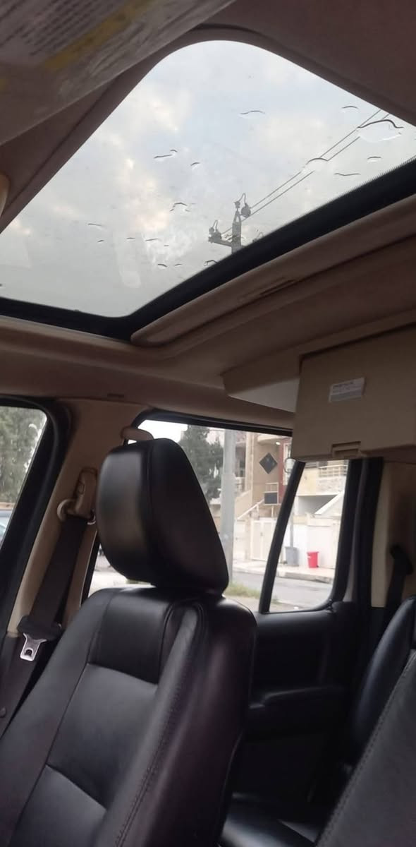فورد إكسبلورر • ٢٠١٠ • خليجي