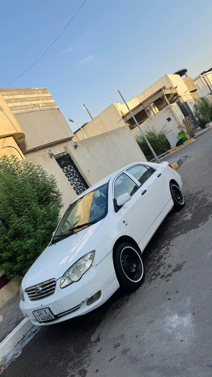 سلام عليكم بي واي دي مديل 20رقم بصره الدولي سنويه لل31سياره مكينه بيها نفخه من القبق فقط بدون تنقيص وكير وحداديه واخم تاير كله جديد قرفتها جديده شاشه وكامره كير عادي عبوه جديده بديها مكفول من الضربه القويه والصبغ بيها بارد قليل سياره جاهزه السعر (68)ورقه وبيها مجال بسيط 
مكاني البصره الزبير ***********
