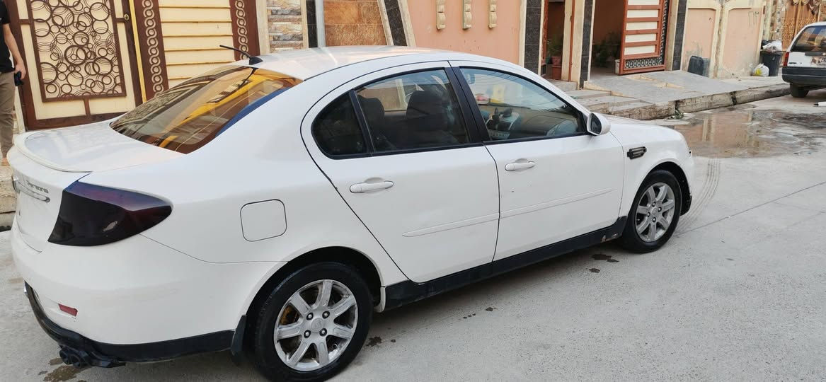 بروتون بيرسونا 2009
مكينة 16 قطعتين صبغ باب وجاملغ امامي 
مكان السيارة موصل 
الرقم ***********
السعر 43
